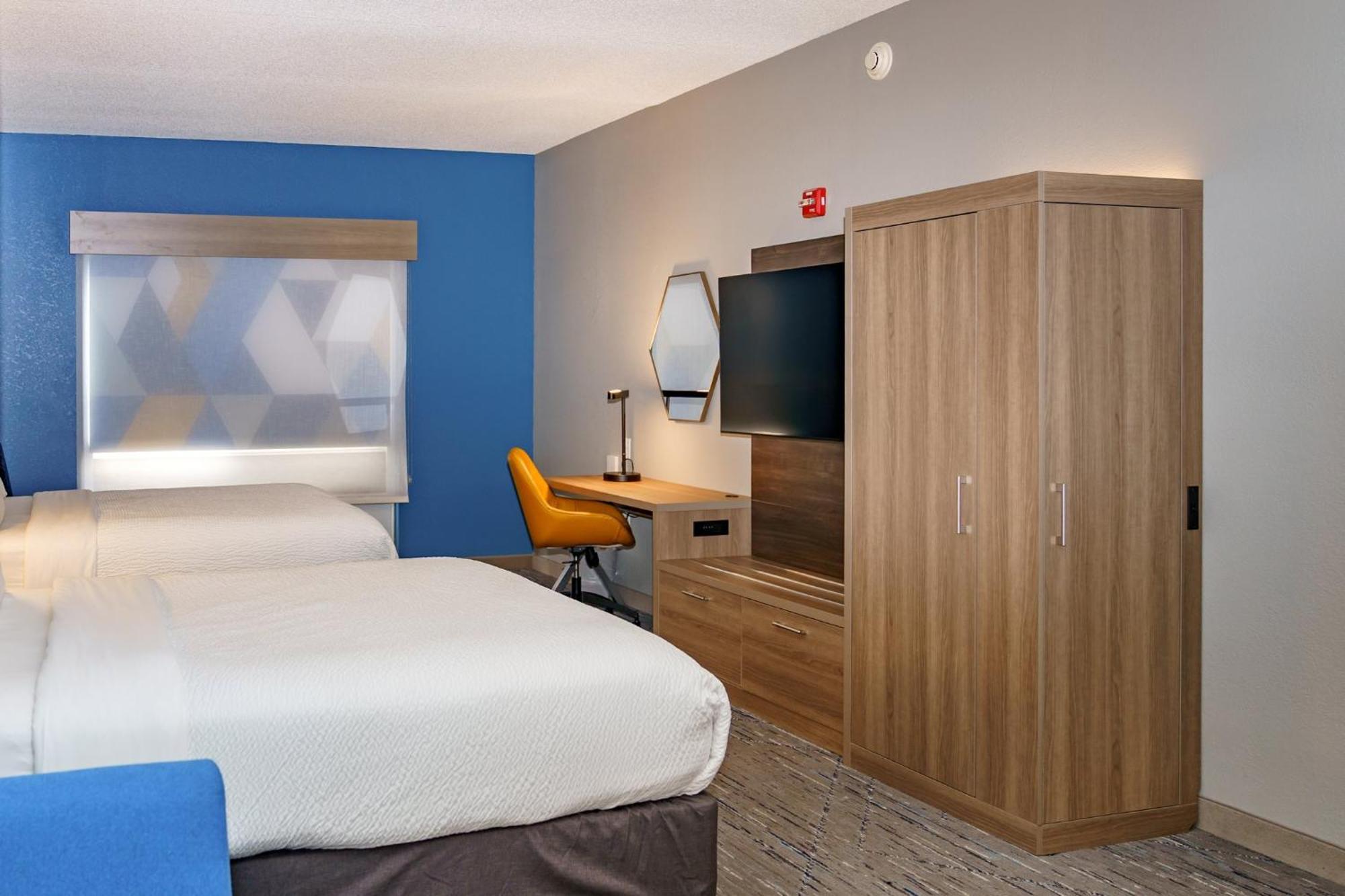 Holiday Inn Express Hotel Raleigh Southwest By Ihg Екстер'єр фото