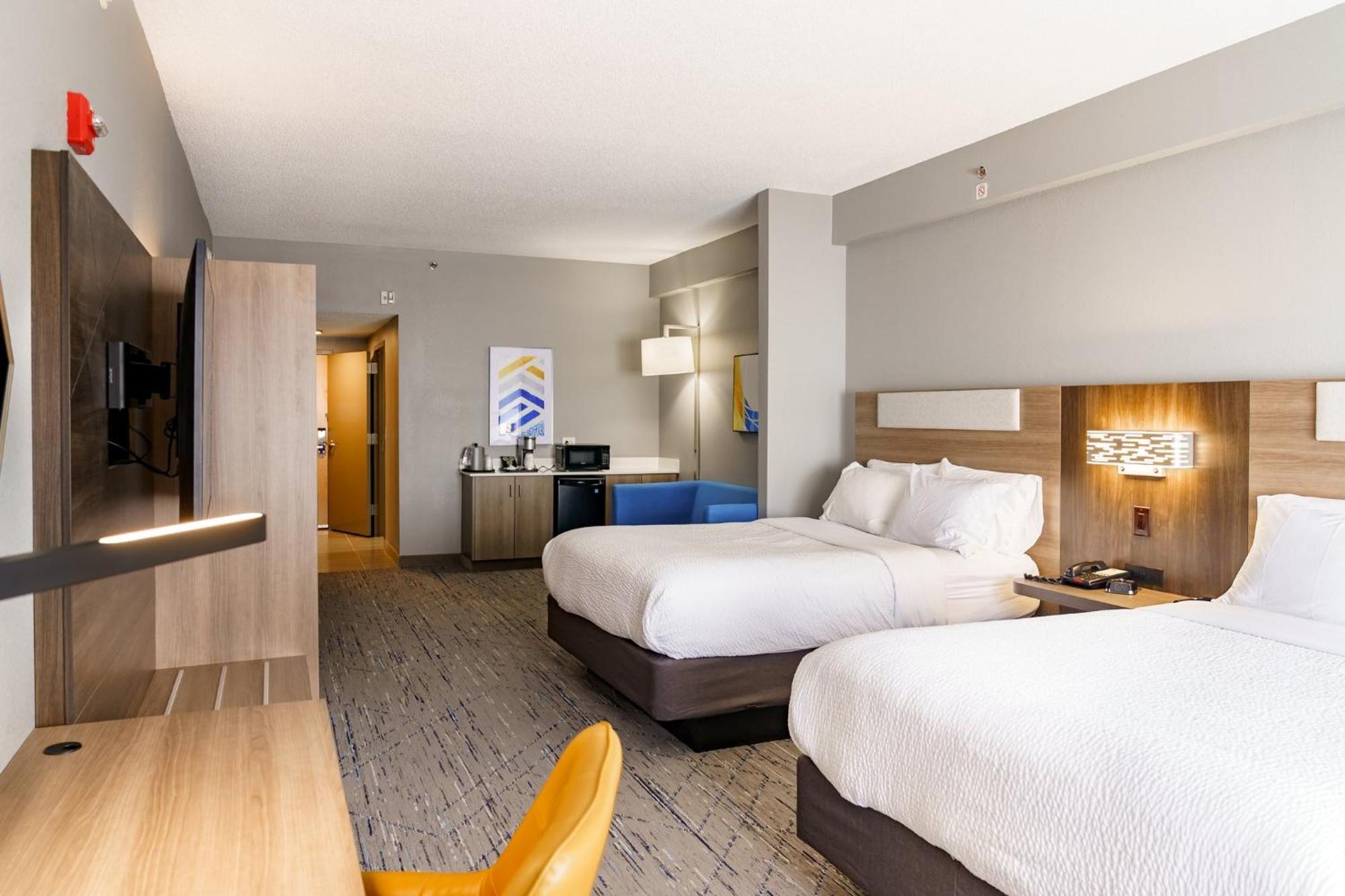 Holiday Inn Express Hotel Raleigh Southwest By Ihg Екстер'єр фото